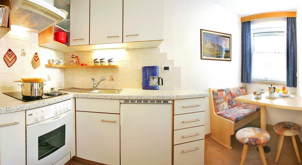 Apartments La Baita Santa Cristina Val Gardena ห้อง รูปภาพ